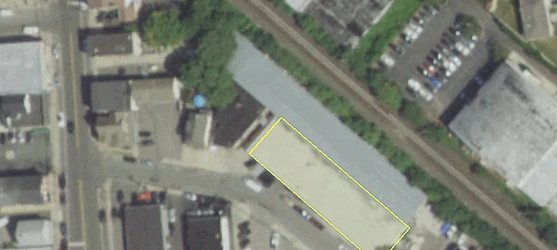 17 Seaman Ave