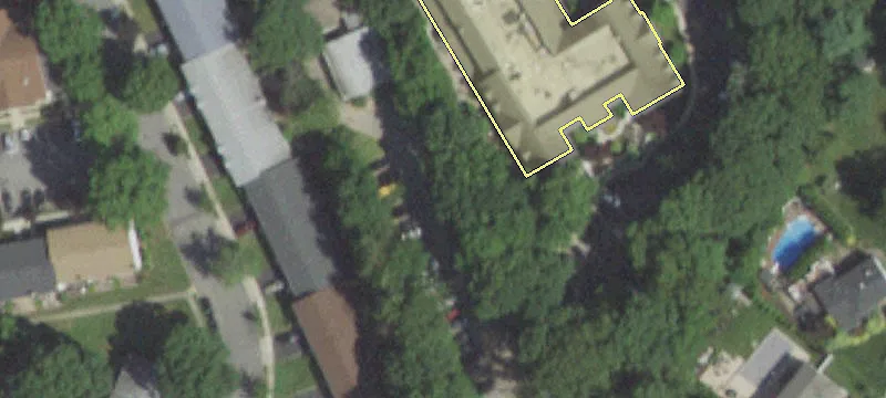 1221 Wensley Rd