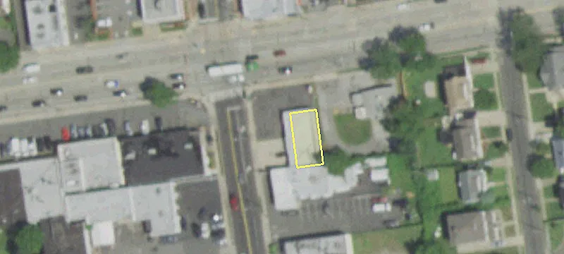 327-329 Guy Lombardo Ave