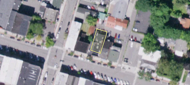64 Main St