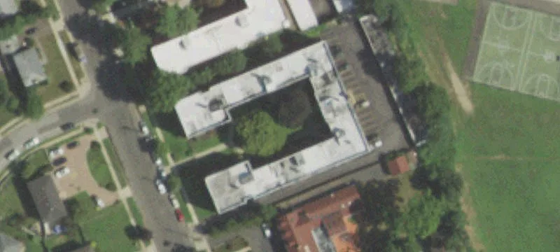 160 Hilton Ave