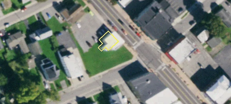 49 Main St