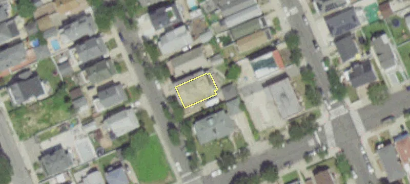 512 Bch 130th St
