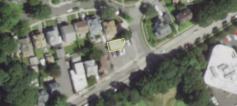 961 Main St