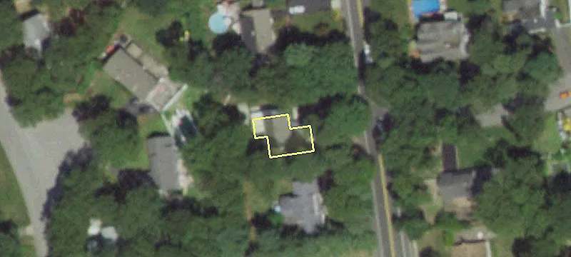 138 Holbrook Rd