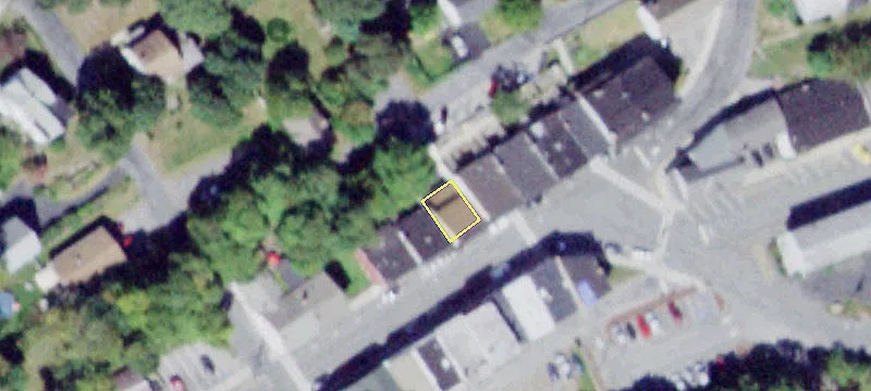 18-20 Main St