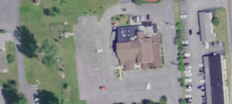 15 Booth Dr