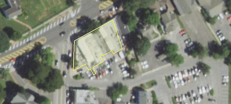2393 Montauk Hwy