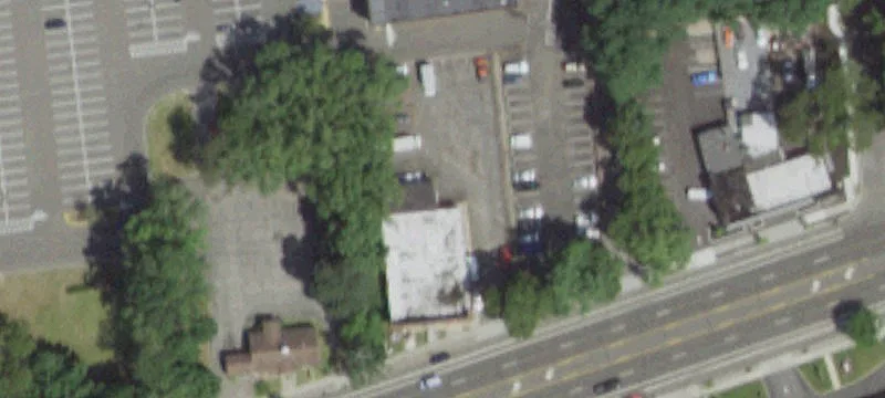 945 Middle Country Rd