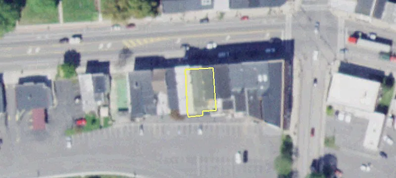 13 Main St