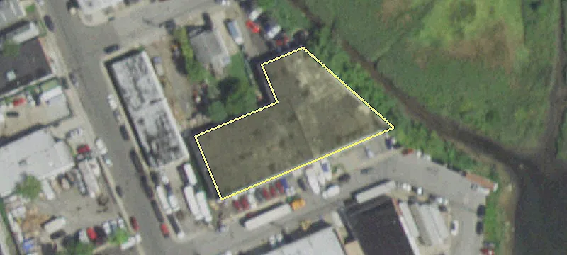 9 Niagara Ave, Unit 15