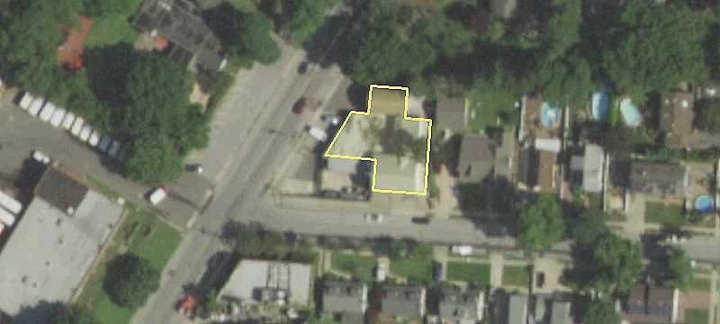 176 Cherry Vly Ave