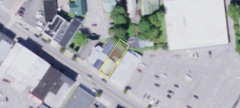 136 Main St