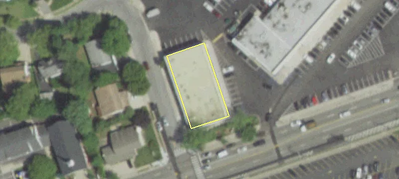998 Old Country Rd
