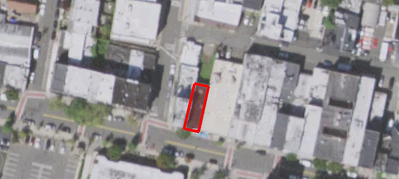 112 Main St