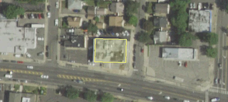 600 Hempstead Tpke