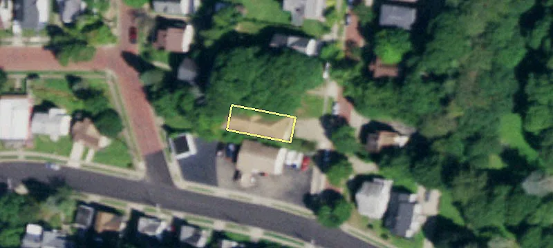 124 Williams St