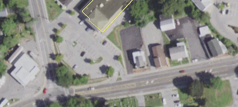 1575 Main St