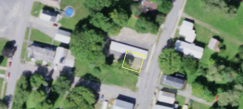 3153 Main St