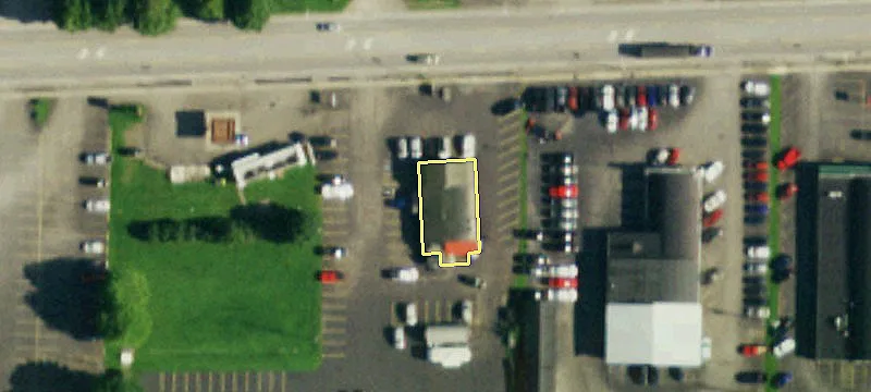 572 Main St