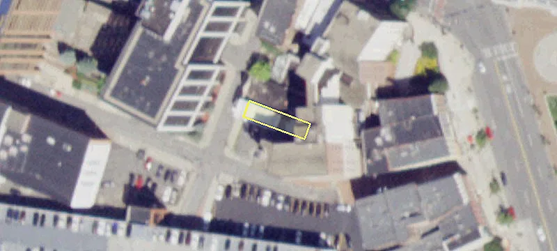 18 Grn St