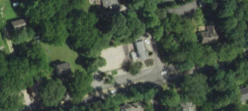 153 Country Rd