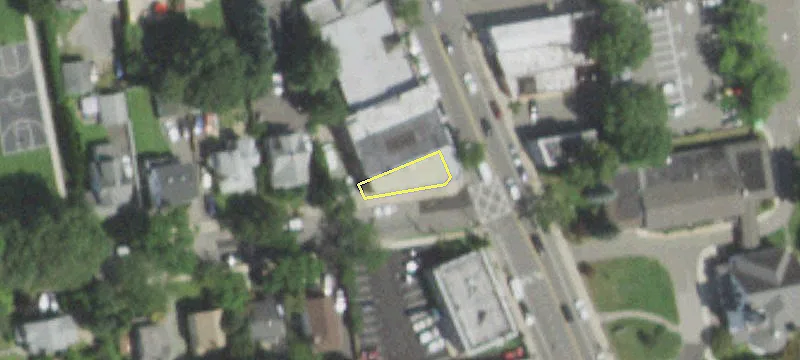 103 Plandome Rd