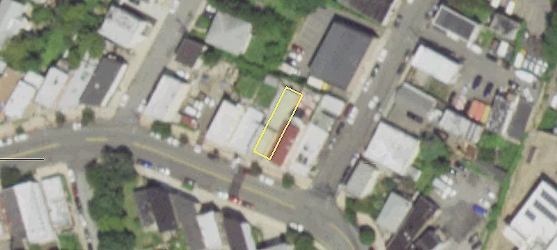 885 Midland Ave