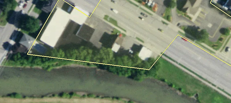 377-379 Main St