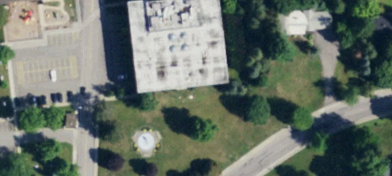 600 Girard Ave