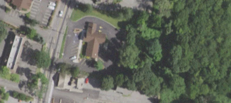 490 Main St