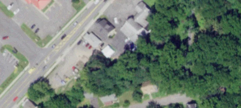 74 Maple Ave