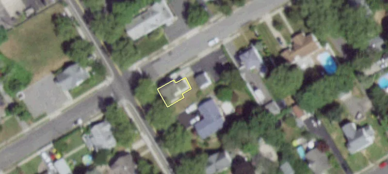 1228 Roanoke Ave