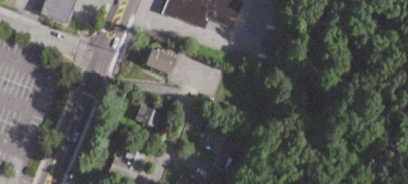 2 Bedford Ave