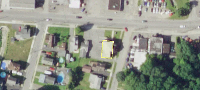 127 Main St
