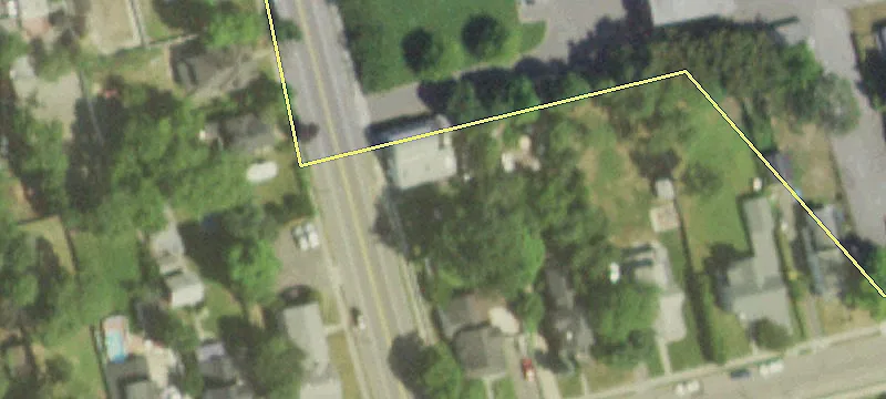 15 Cedar Ave