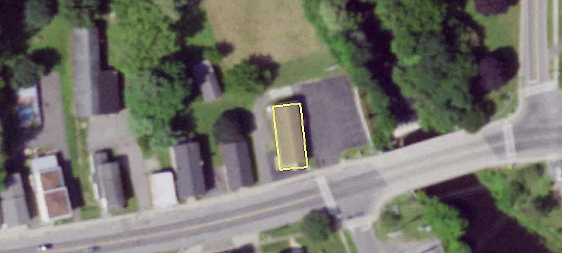 3236 Main St