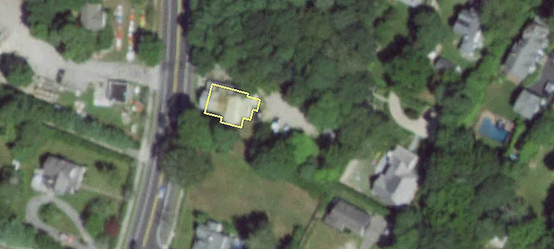 425 Montauk Hwy