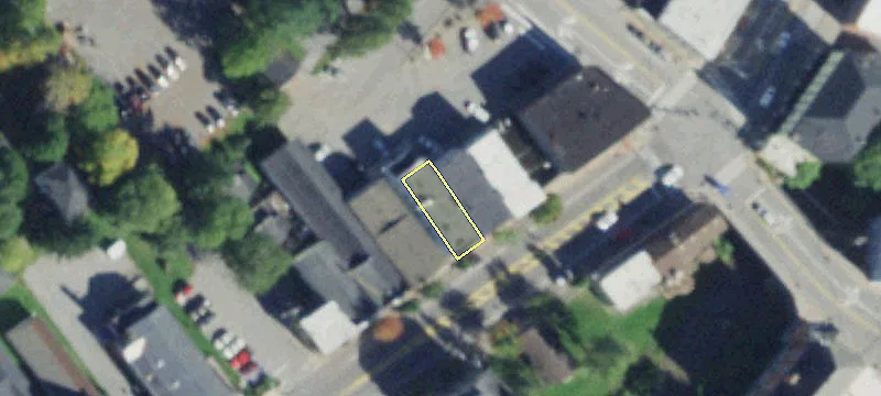 15-17 Main St