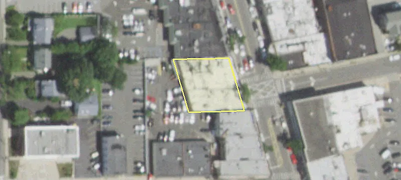 415 Plandome Rd, Unit 431