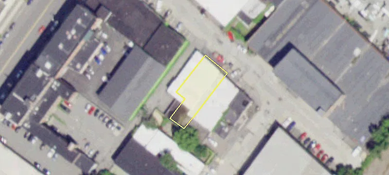 24 Thatcher St