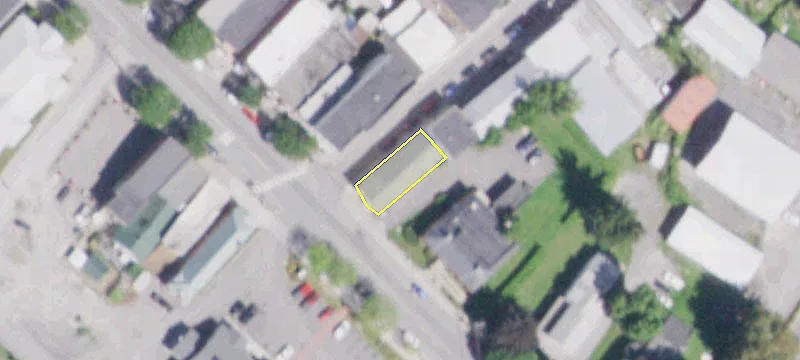 304 Main St