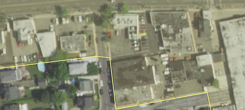 120 Merrick Rd