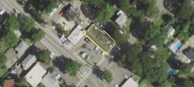 216-218 Laurel Rd
