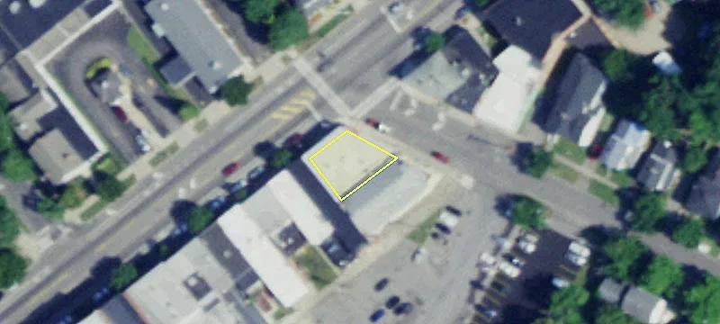 33-35 Main St