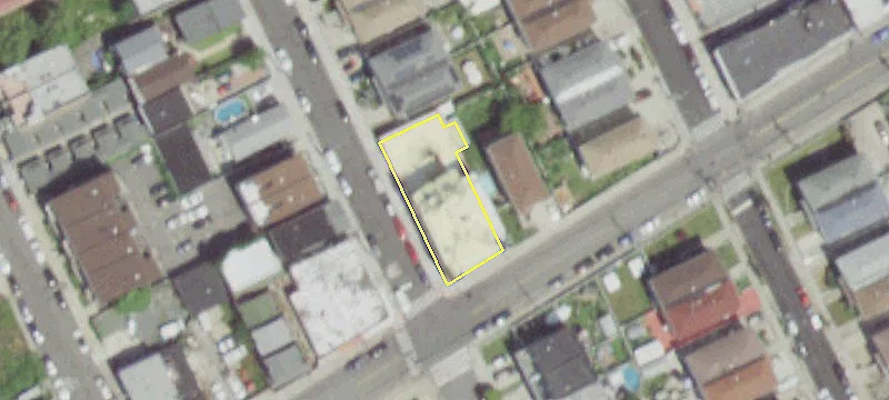 9818 Rockaway Bch Blvd