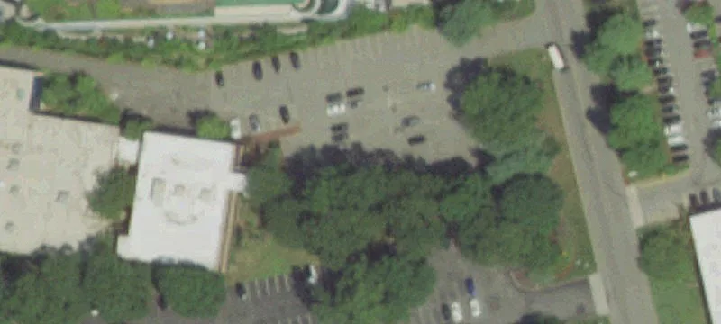 80 Crossways Park W Dr