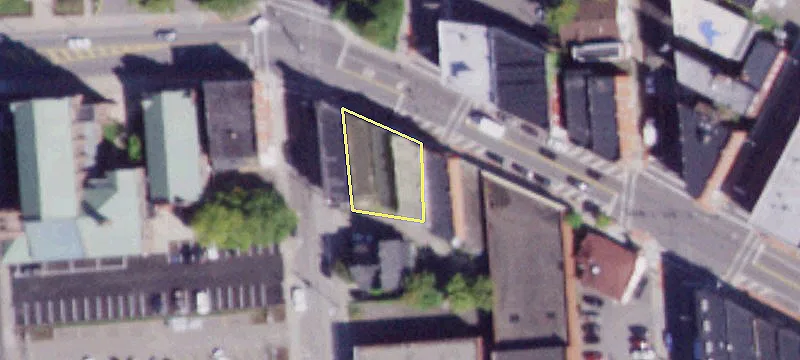 284 Main St