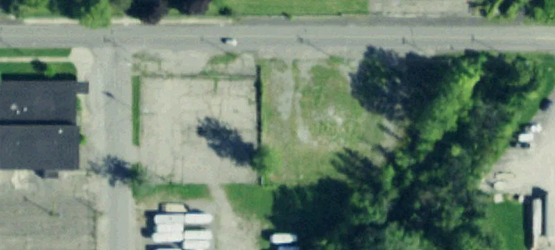 711 Walck Rd