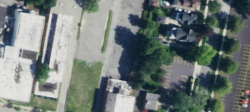 215 Main St